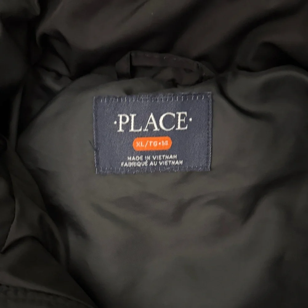 Kids Black Puffer Jacket size XL